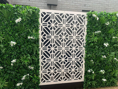 Snowy White Artificial Vertical Garden 40